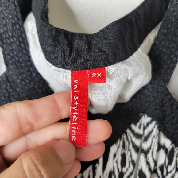 Vnl Styleline Flowy Dress - Picture 2 of 8